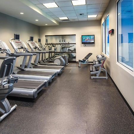 Courtyard By Marriott Seattle Federal Way Hotel Екстериор снимка