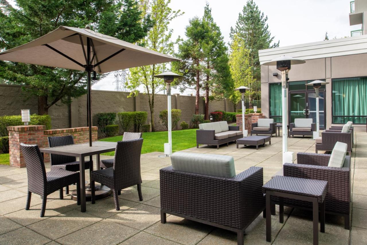 Courtyard By Marriott Seattle Federal Way Hotel Екстериор снимка