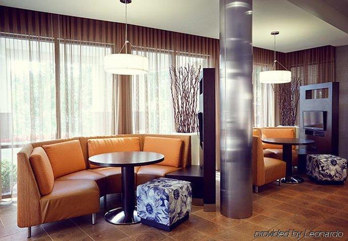 Courtyard By Marriott Seattle Federal Way Hotel Екстериор снимка