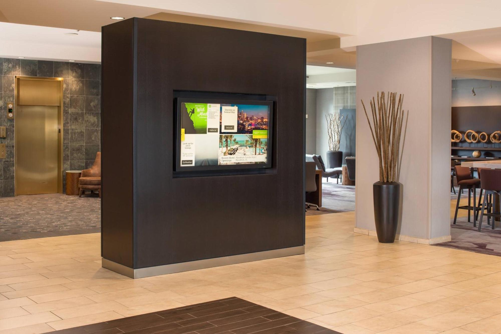 Courtyard By Marriott Seattle Federal Way Hotel Екстериор снимка