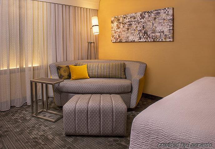 Courtyard By Marriott Seattle Federal Way Hotel Екстериор снимка