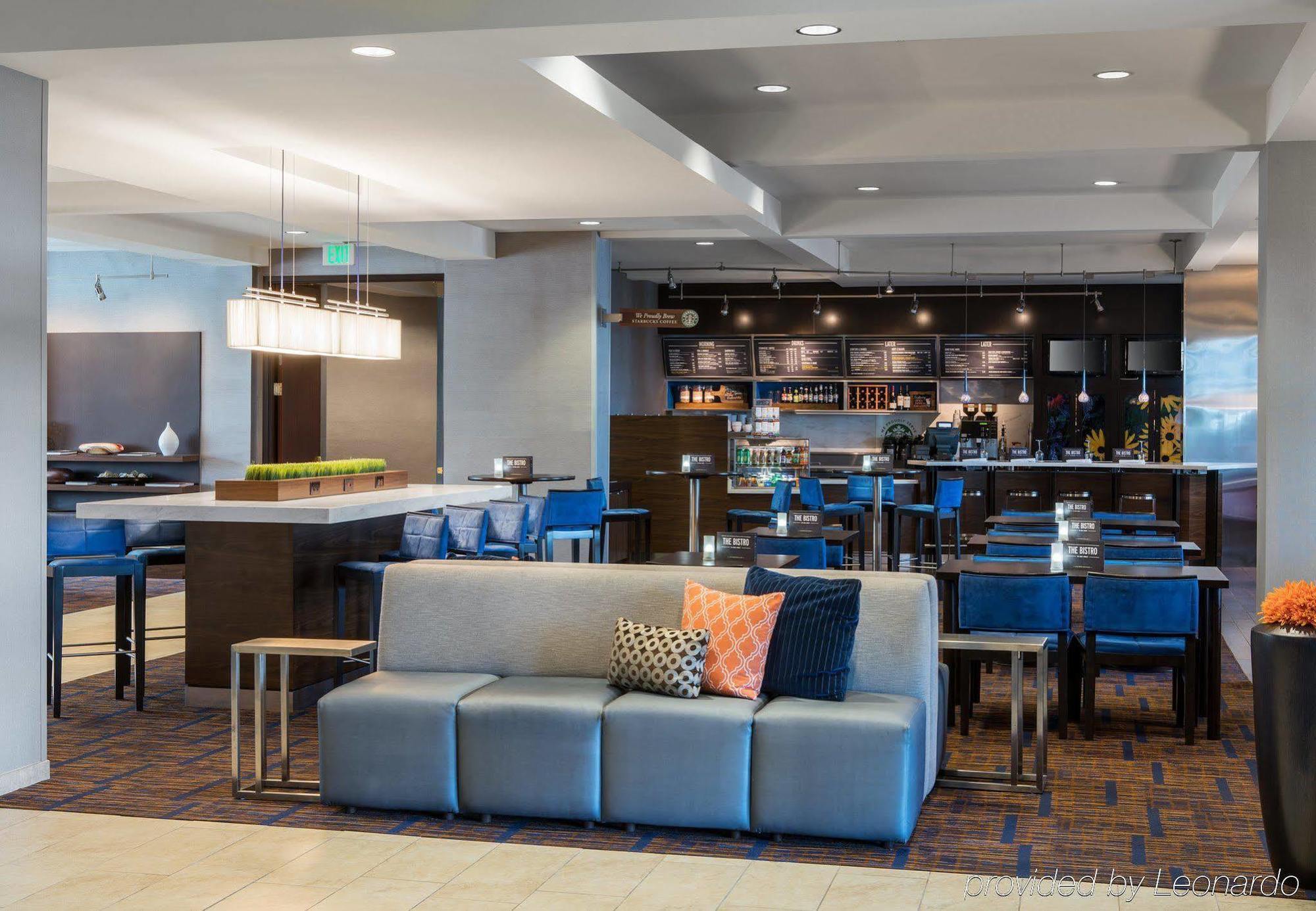 Courtyard By Marriott Seattle Federal Way Hotel Екстериор снимка