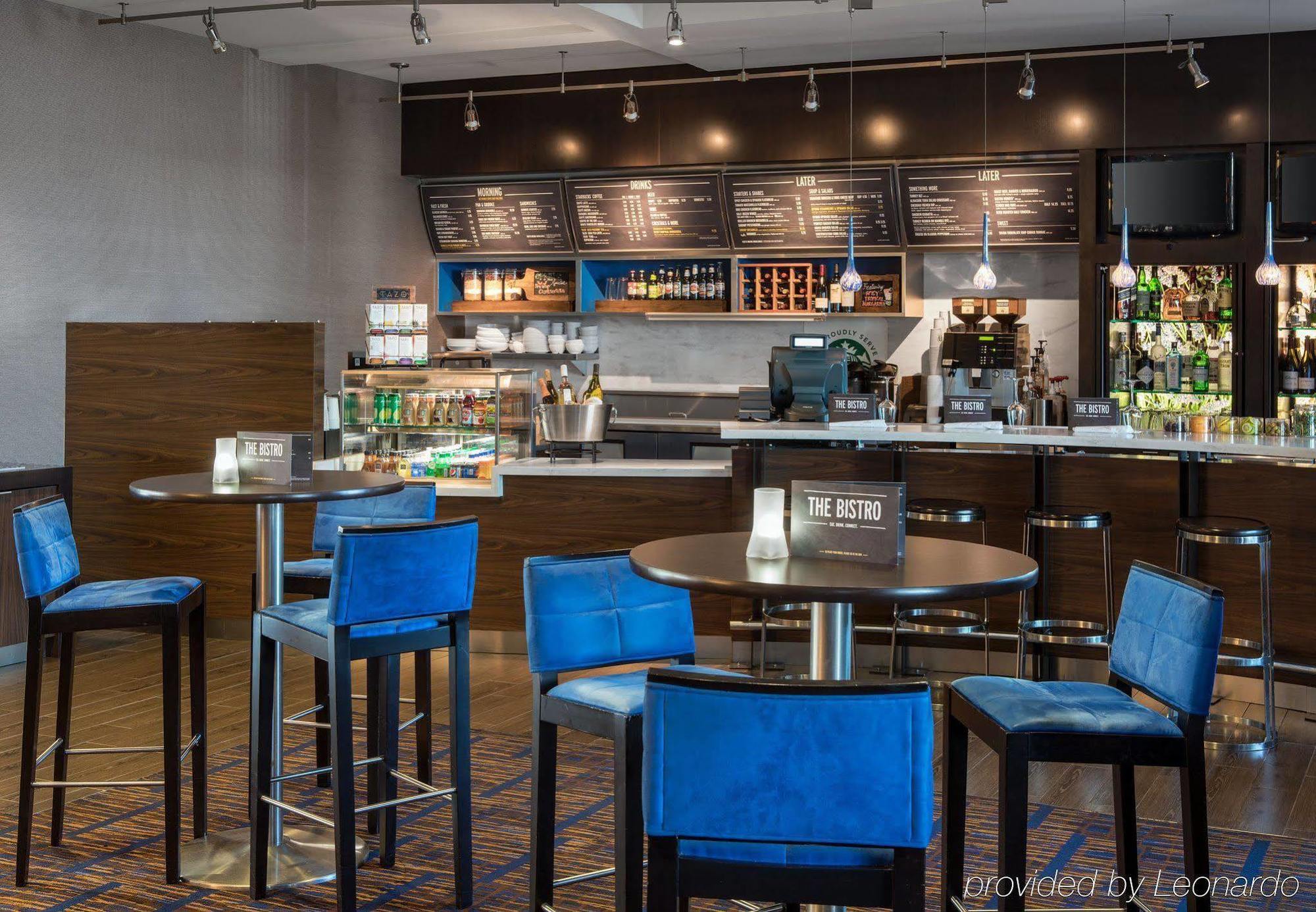 Courtyard By Marriott Seattle Federal Way Hotel Екстериор снимка